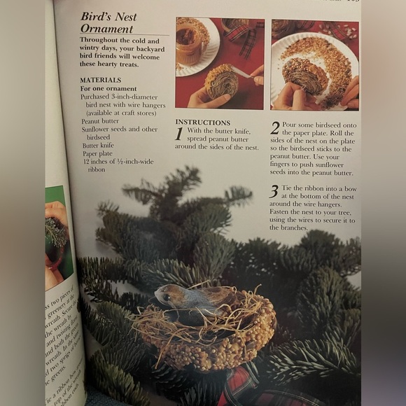 Vintage 90’s Better Homes and Gardens Christmas at Home Book - Picture 7 of 12